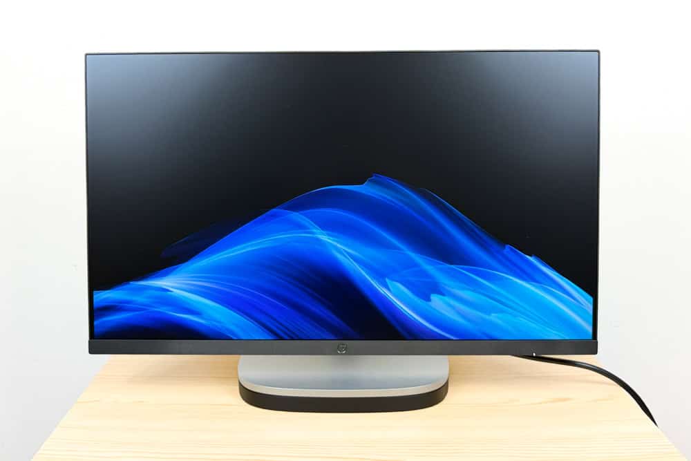 HP ProStudio 4 All-in-One G1i 23.8 inch Desktop AI PCを一番下までおろした状態