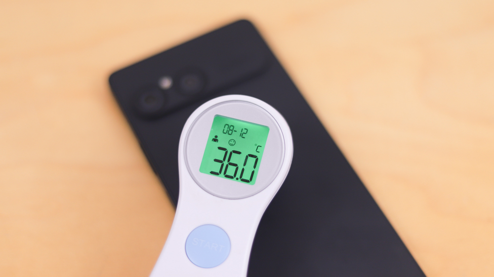 Xperia 10 VII Cal of dutyを30分プレイした後の背面温度