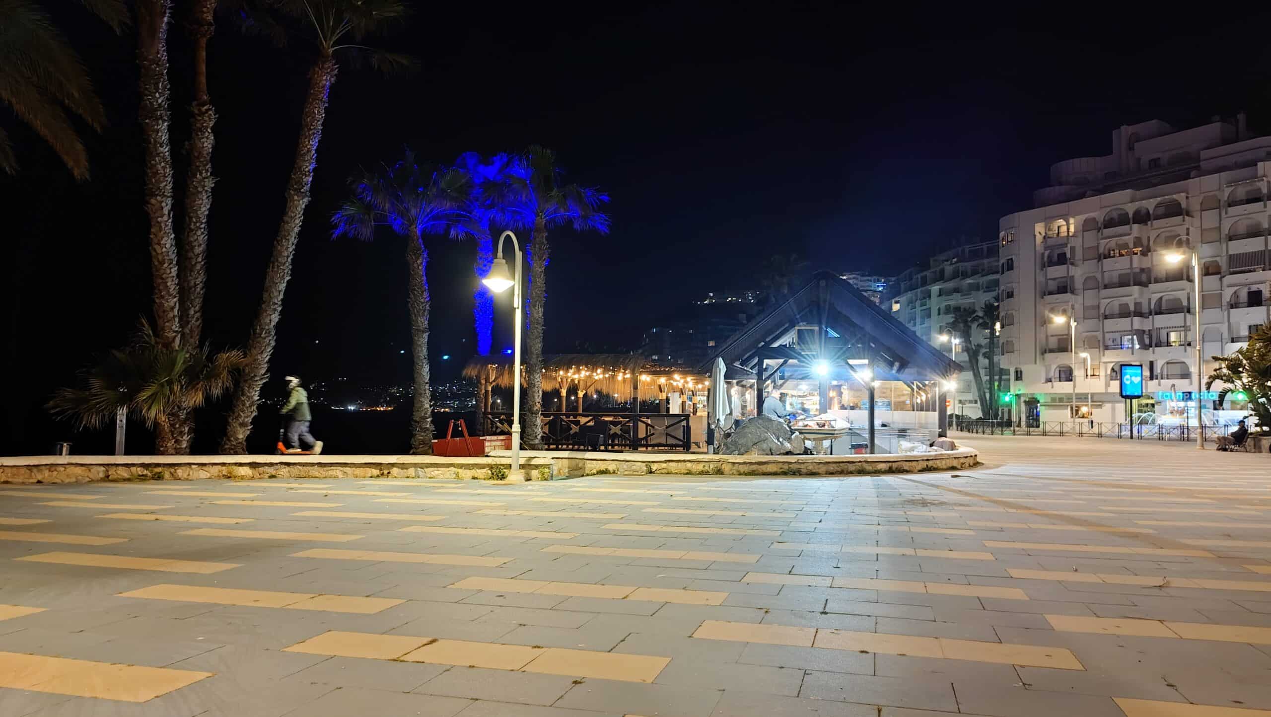 xperia 10 VIIのカメラで夜に撮影 1倍