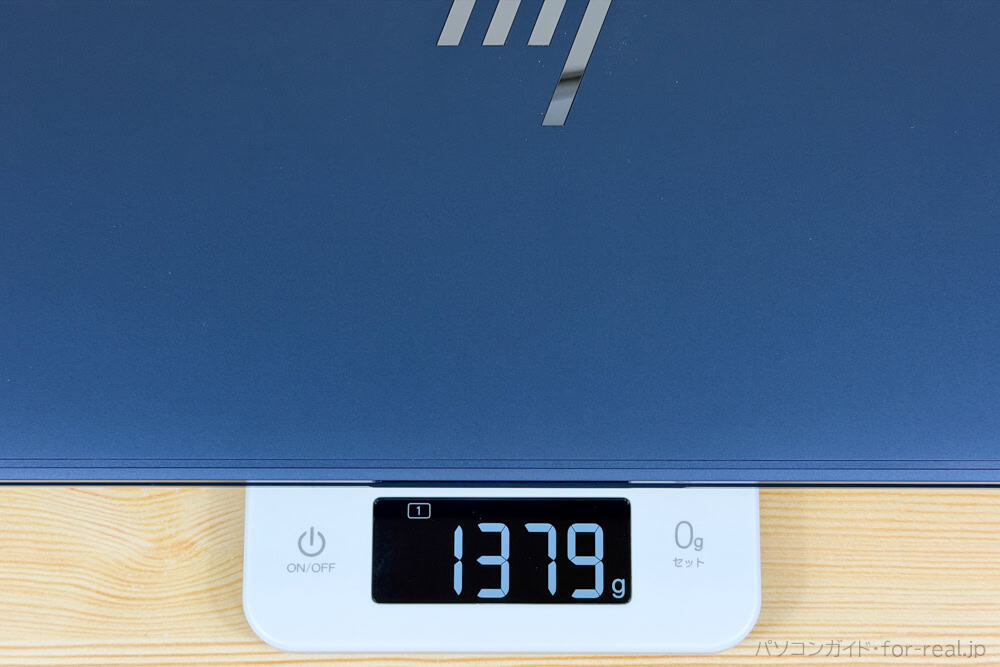 HP EliteBook X Flip G2i 14 AI PC　重さ計測1379g