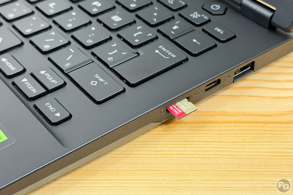 ASUS TUF Gaming A14 (2026) FA401GM MicroSDカードリーダー