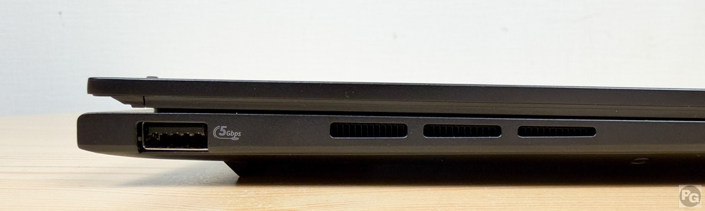 ASUS Zenbook 14 (UM3406)の左側面インターフェイス・USB 3.2 Gen 1