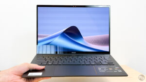 ASUS Zenbook 14の実機レビュー