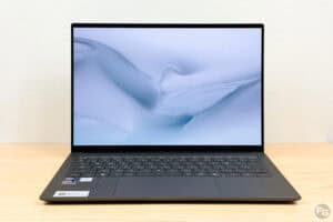 ASUS Zenbook S14 2026 正面
