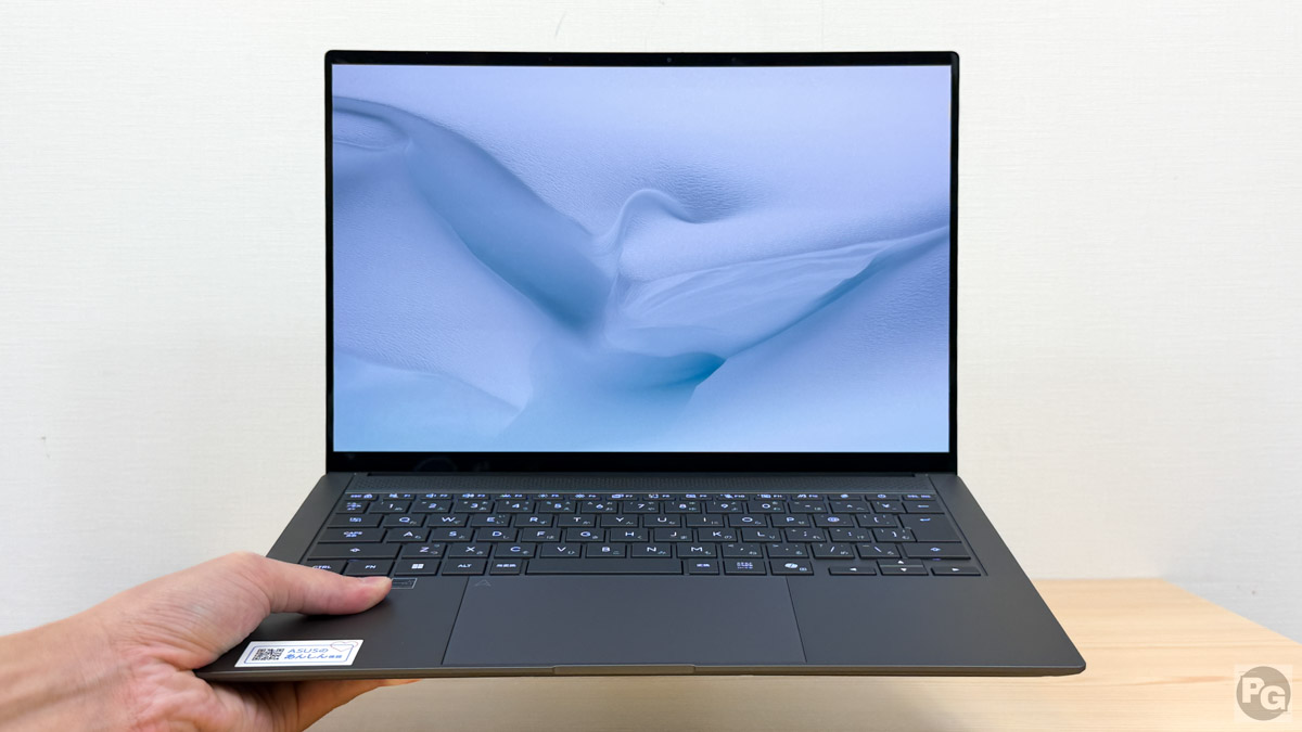 軽くてバッテリー駆動が長い！ASUS Zenbook S14 (UX5406)の実機レビュー
