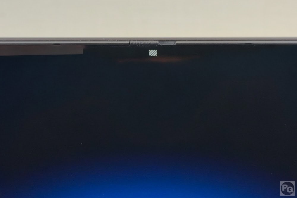 HP OmniBook X Flip 14-kc AMD Webカメラのプライバシーシャッターを閉じた状態
