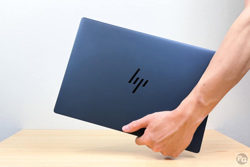 HP EliteBook X G2i 14 AI PC片手で楽に運べる筐体