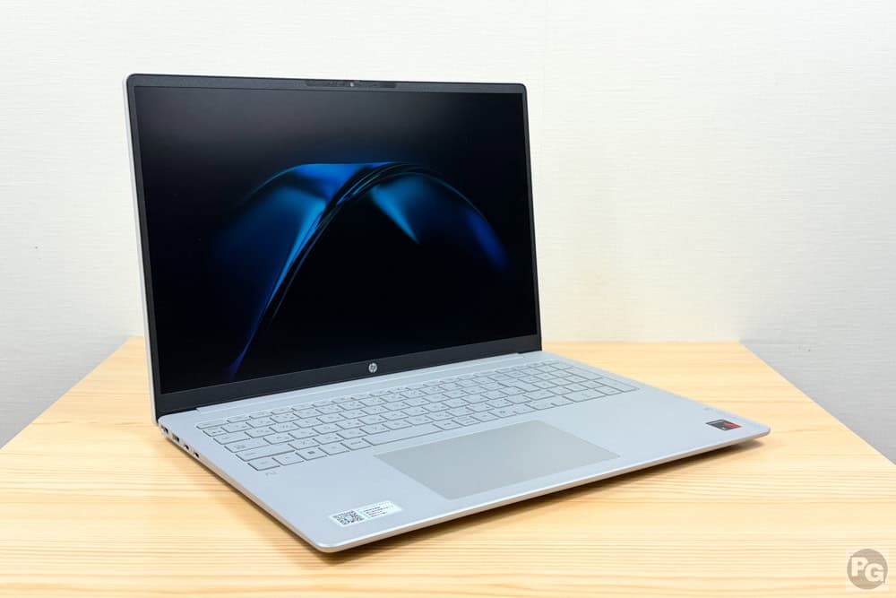 HP OmniBook 3 16-bzグレイシャーシルバーの筐体