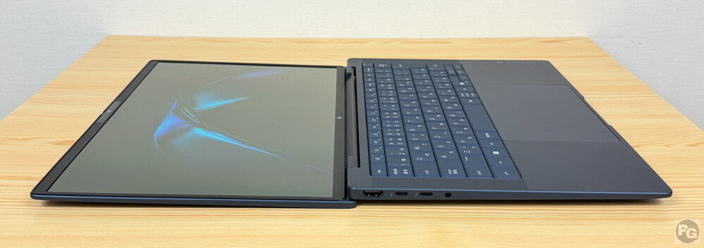 HP EliteBook X G2a 14 AI PC　180度開くディスプレイ