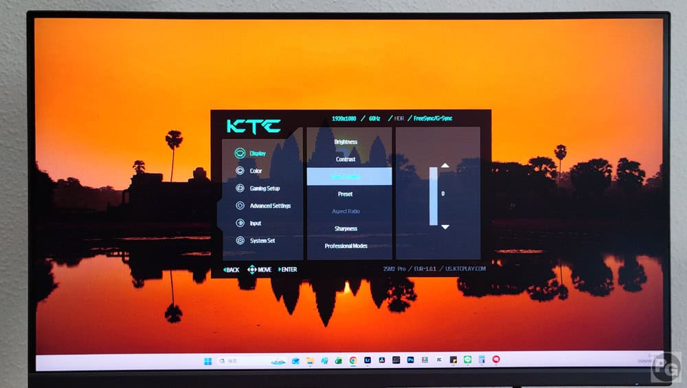 KTC 25M2 Pro 黒を暗くした状態