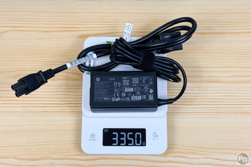 HP OmniBook 3 17-df ACアダプタは335g