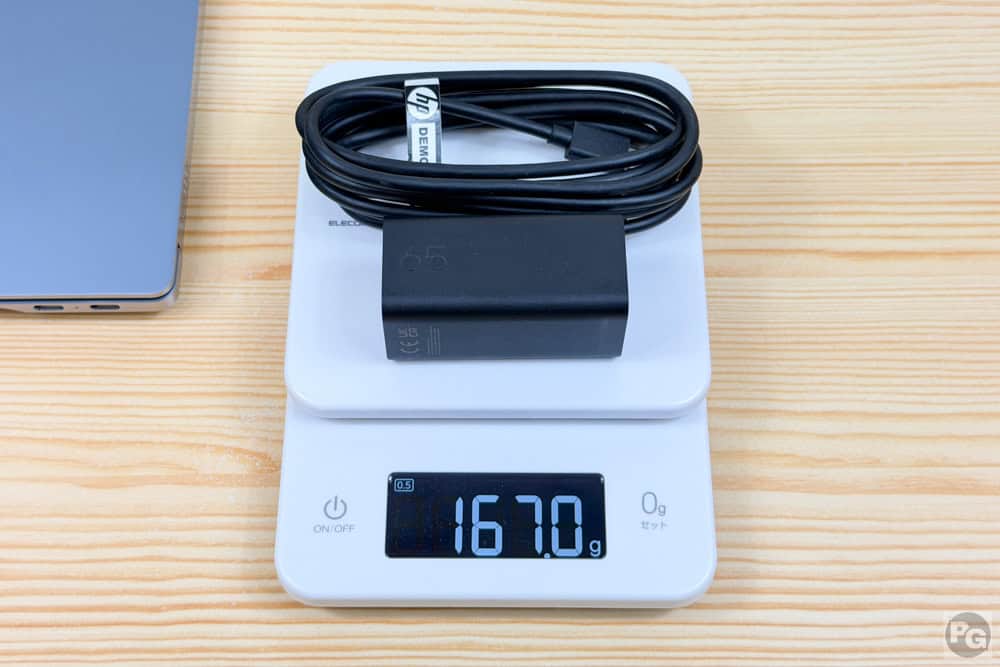 HP OmniBook Ultra 14-kg　HP 65W USB Type‑C® GaN ウォールマウント ACアダプター付属