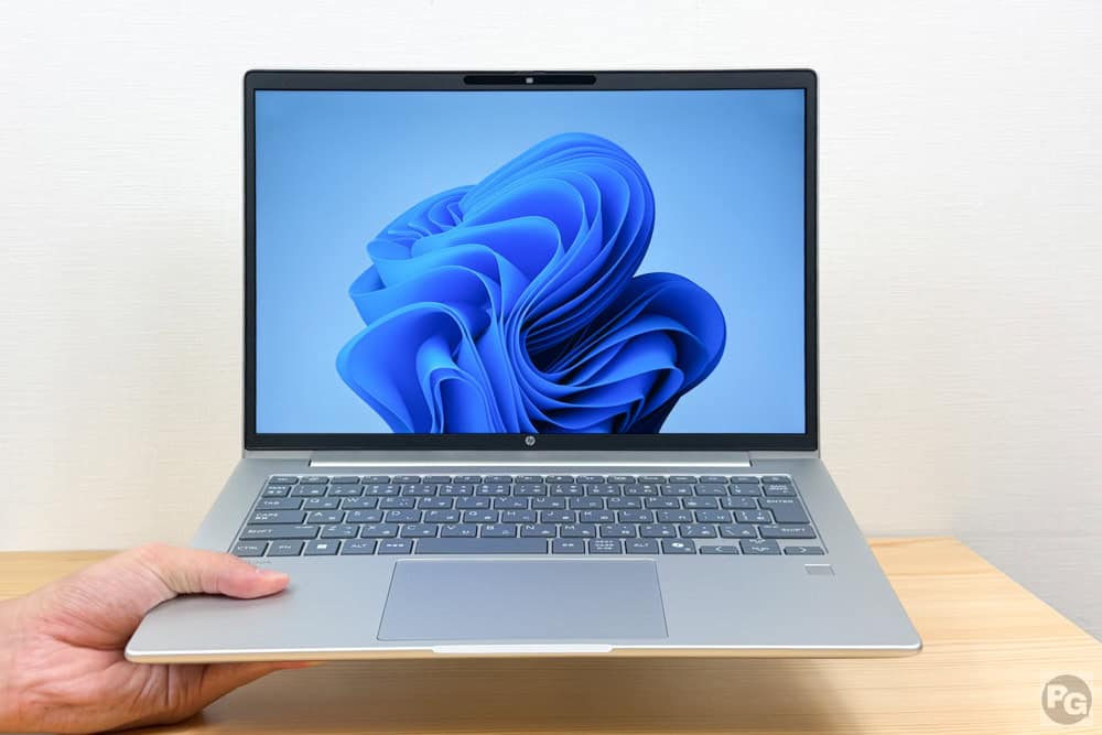 HP ProBook 4 G2a 14 AI PC frontサステナブル素材を使用