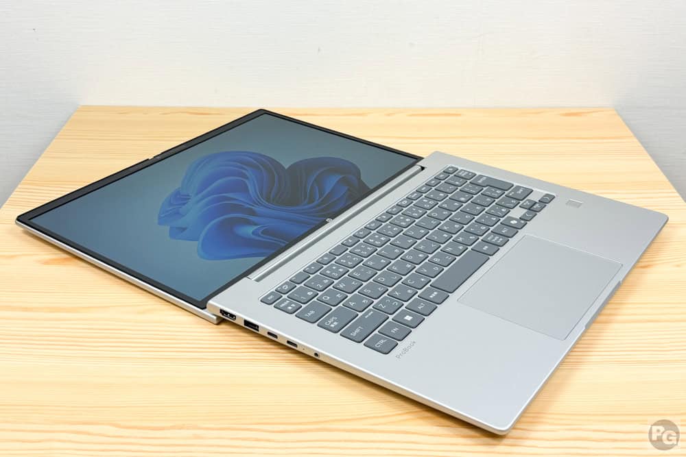 HP ProBook 4 G2a 14 AI PC 片手でディスプレイを開けることができる