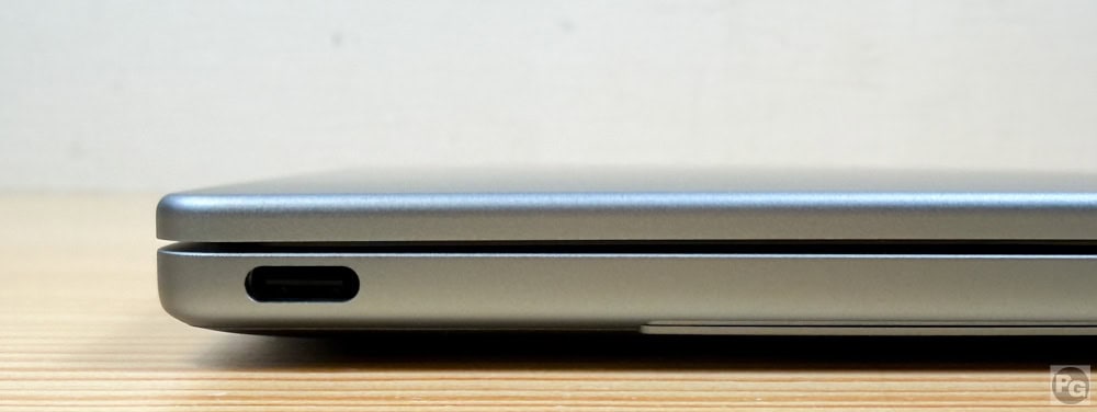 XPS 13 2026 左側面インターフェイスはUSB 3.2 Gen 2 Type-Cのみ