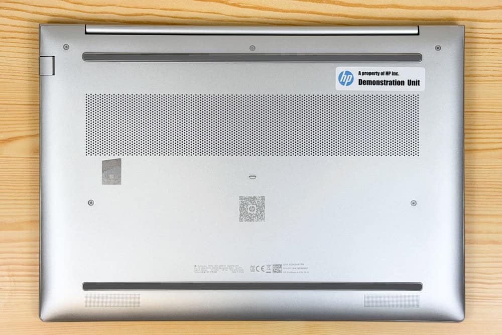 HP ProBook 4 G2a 16 AI PC 底面カバー