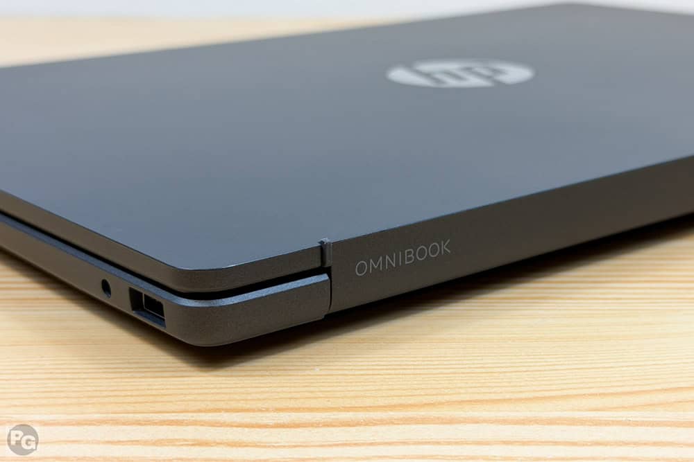 OmniBook 3 16-by/bwのロゴ