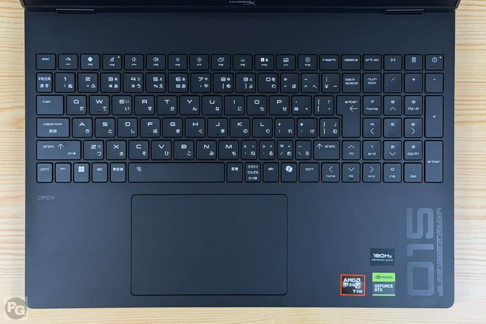 HyperX OMEN 15（AMD） 小さなキーで打ちにくい