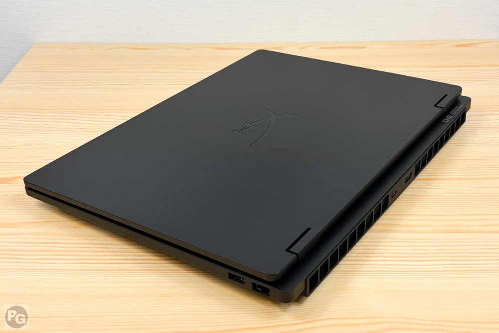 HyperX OMEN 15（AMD）コンパクトな筐体