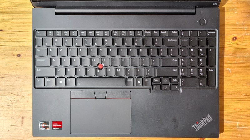 Lenovo ThinkPad E16 Gen 2 AMD copilotキー付きのキーボード