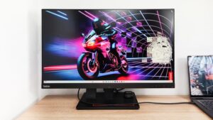 ThinkVision P27u-20 正面