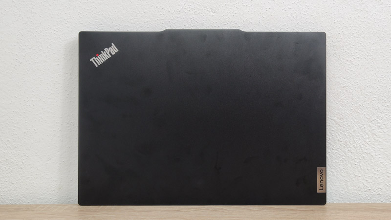 Lenovo ThinkPad E14 Gen 6 Intel 天板