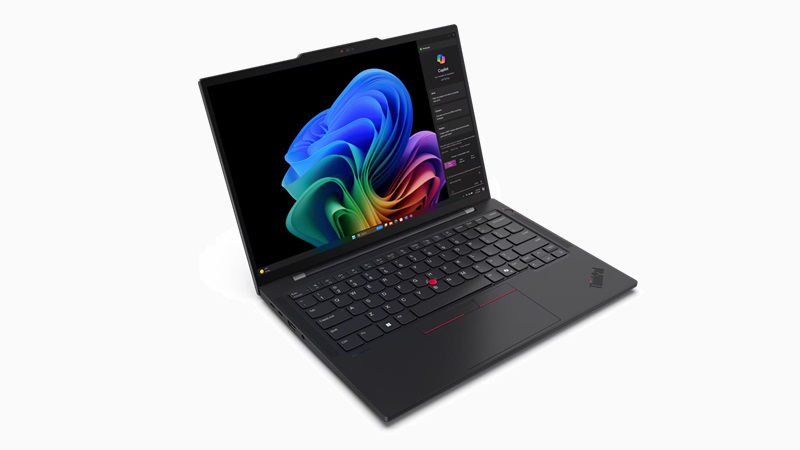 Lenovo ThinkPad T14s Gen 6 Snapdragon 左斜め前から