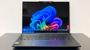 Lenovo IdeaPad 5x 2-in-1 Gen 9 正面