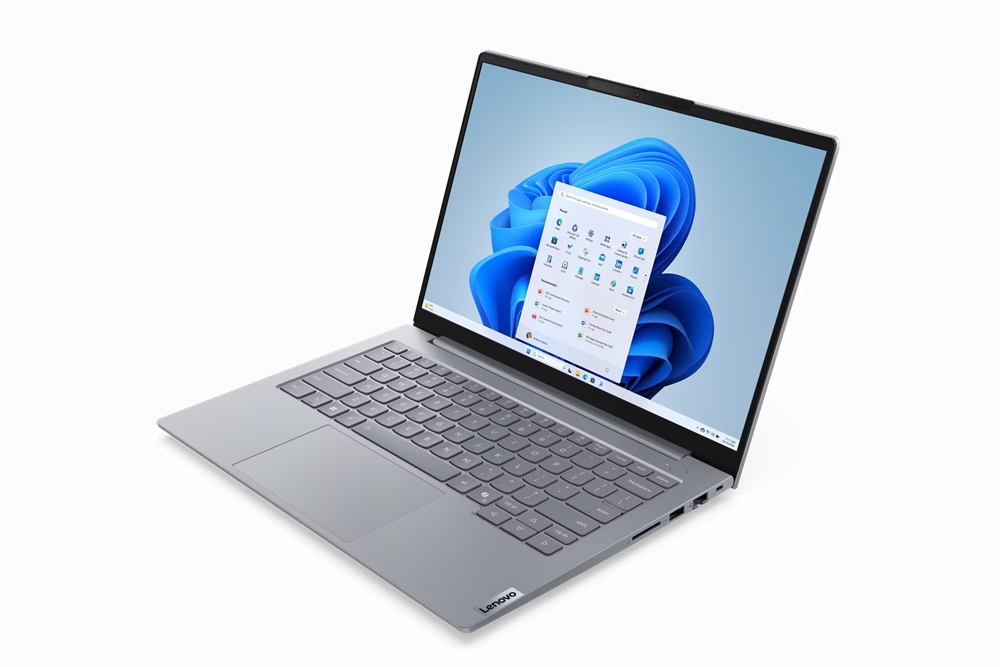 Lenovo ThinkBook 14 Gen 8 右斜め前から