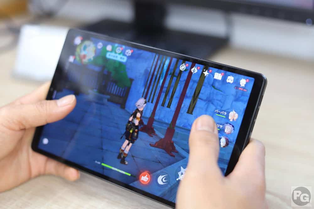 Legion Tab (8.8”, 3)筐体が小さくて違和感を感じた