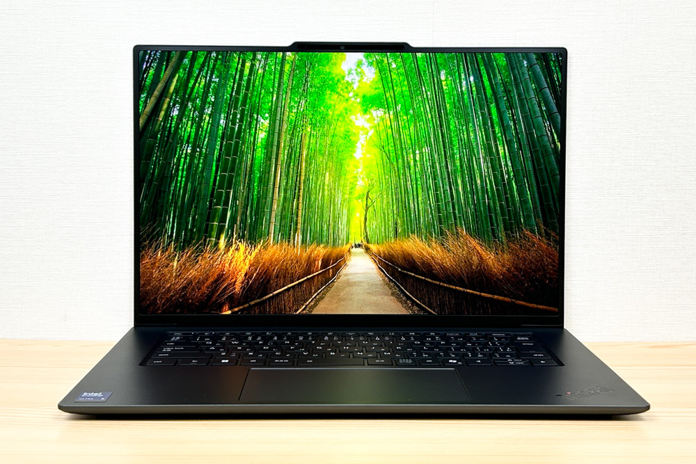 Lenovo ThinkPad X9 15 Gen 1 Aura Edition(15.3型 Intel) 正面