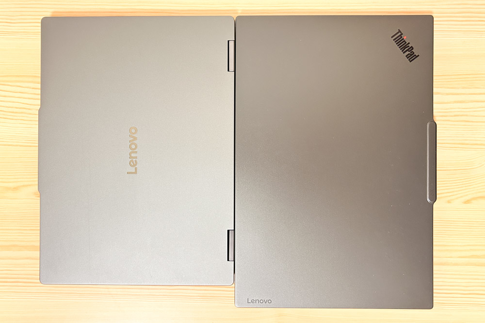 Lenovo ThinkPad X9 15とIdeaPad 14インチの大きさ比較