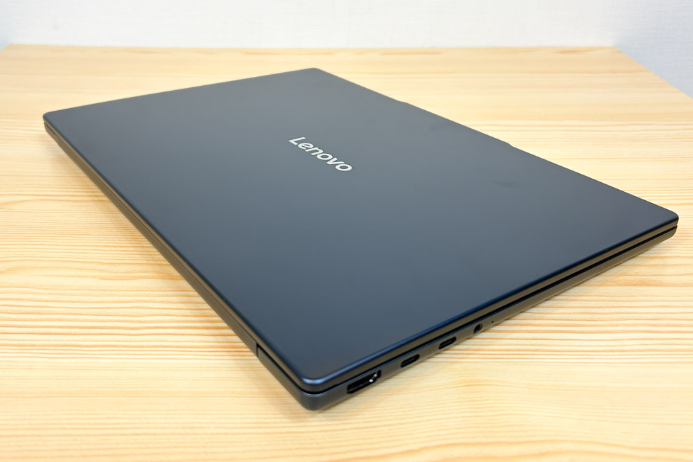 Lenovo IdeaPad Slim 5i Gen 10 (14型 Intel) 筐体