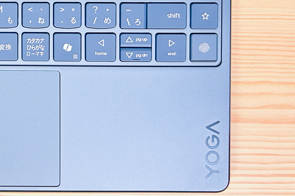 Lenovo Yoga Slim 9i Gen 10(14型) 指紋センサー