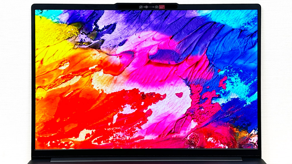 Lenovo IdeaPad Slim 5 Gen 10(16型 AMD) ディスプレイ 色域比較