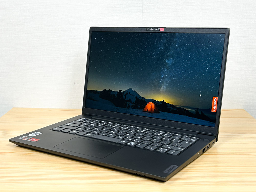 Lenovo V14 Gen 4 AMD 2025年モデル　右斜め前から