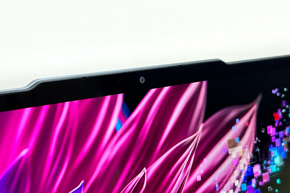 Lenovo Yoga Pro 7i Gen 10 Aura Edition(14型 Intel)　WEBカメラ