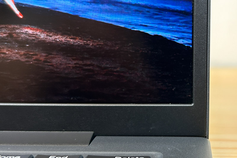 Lenovo ThinkPad X13 Gen 6(13.3型 Intel) ベゼル幅