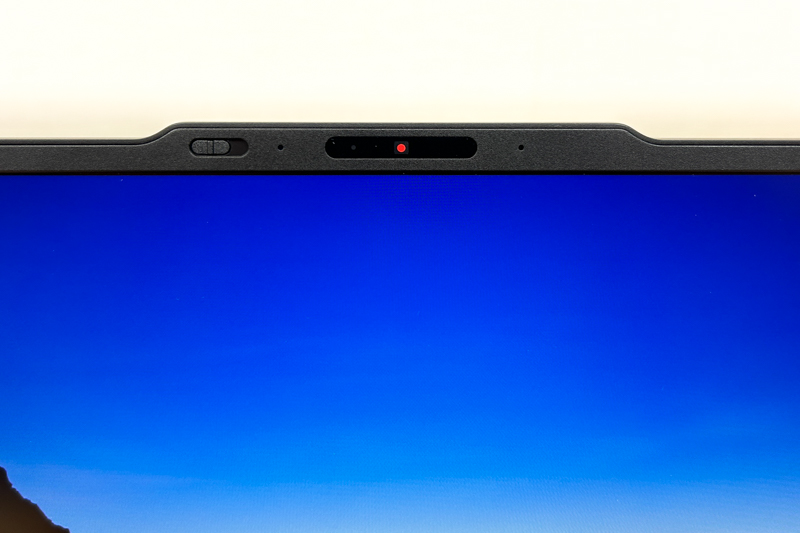 Lenovo ThinkPad X13 Gen 6(13.3型 Intel) Webカメラ　プライバシーシャッターを閉じた状態