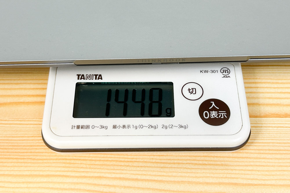 Lenovo ThinkBook 14 Gen 8 Arrow Lake(14型 Intel) 重さ計測