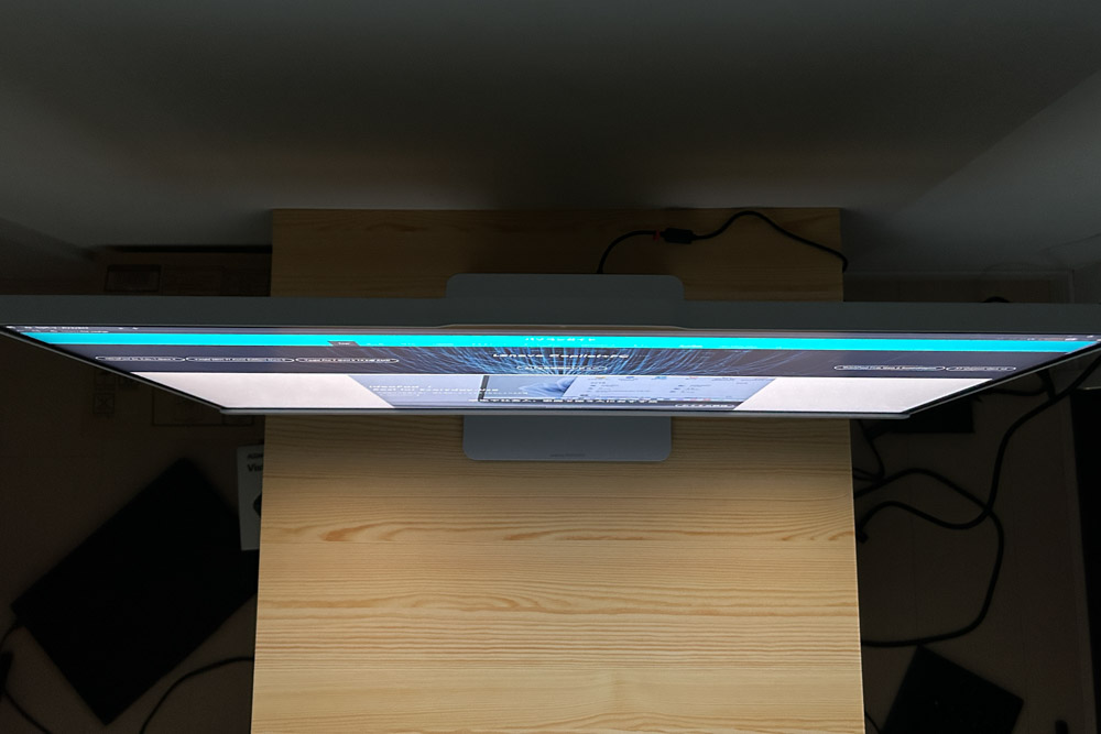 Lenovo IdeaCentre AIO 27IRH9 ディスプレイ 視野角のチェック 上から