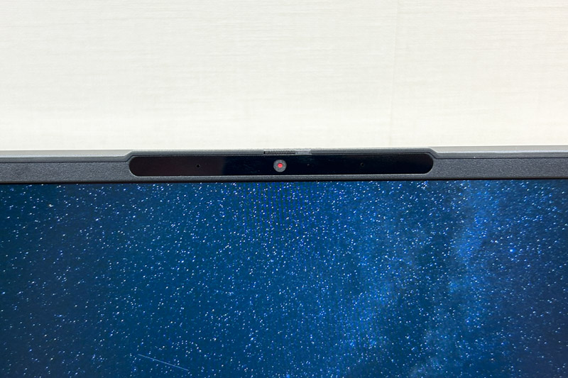 Lenovo ThinkBook 14 Gen 8 Arrow Lake(14型 Intel) Webカメラ　プライバシーシャッターを閉じた状態