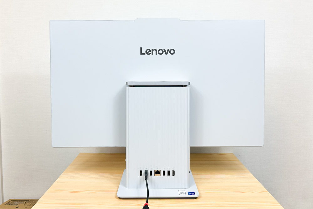 Lenovo IdeaCentre AIO 27IRH9 背面