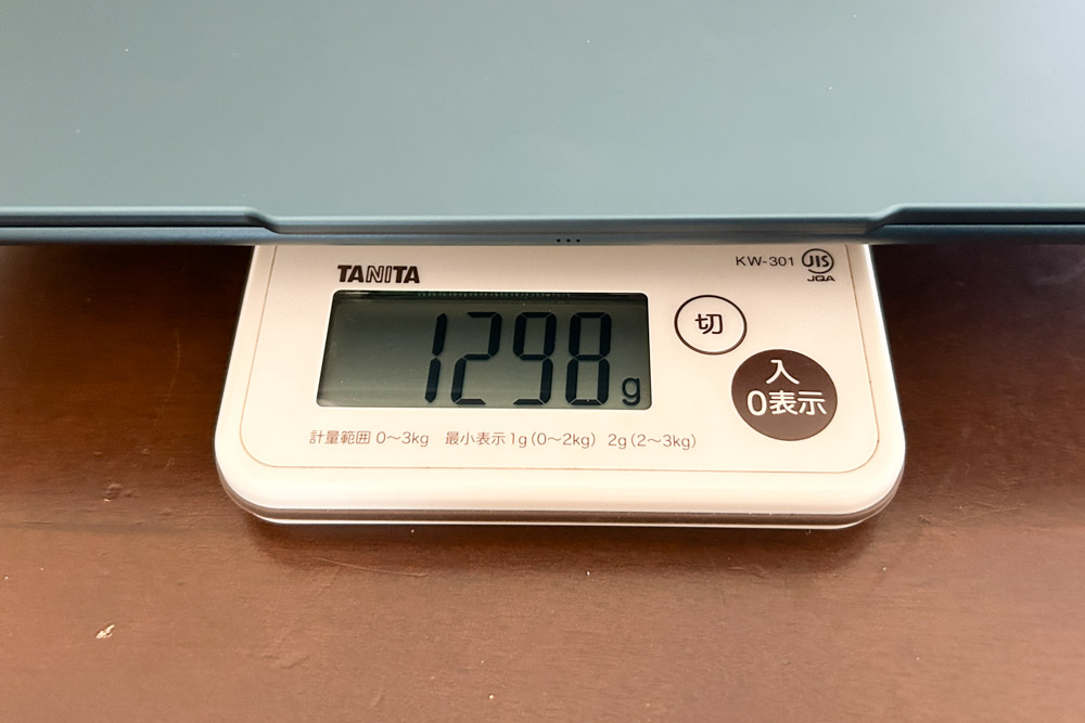 Lenovo Yoga Slim 7 Gen 10(14型 AMD) 重さ計測