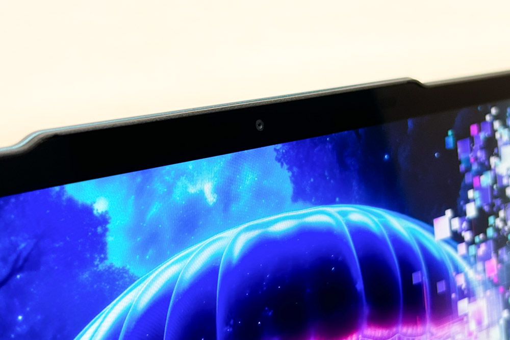 Lenovo Yoga Slim 7 Gen 10(14型 AMD) WEBカメラ プライバシーシャッターを閉じた状態