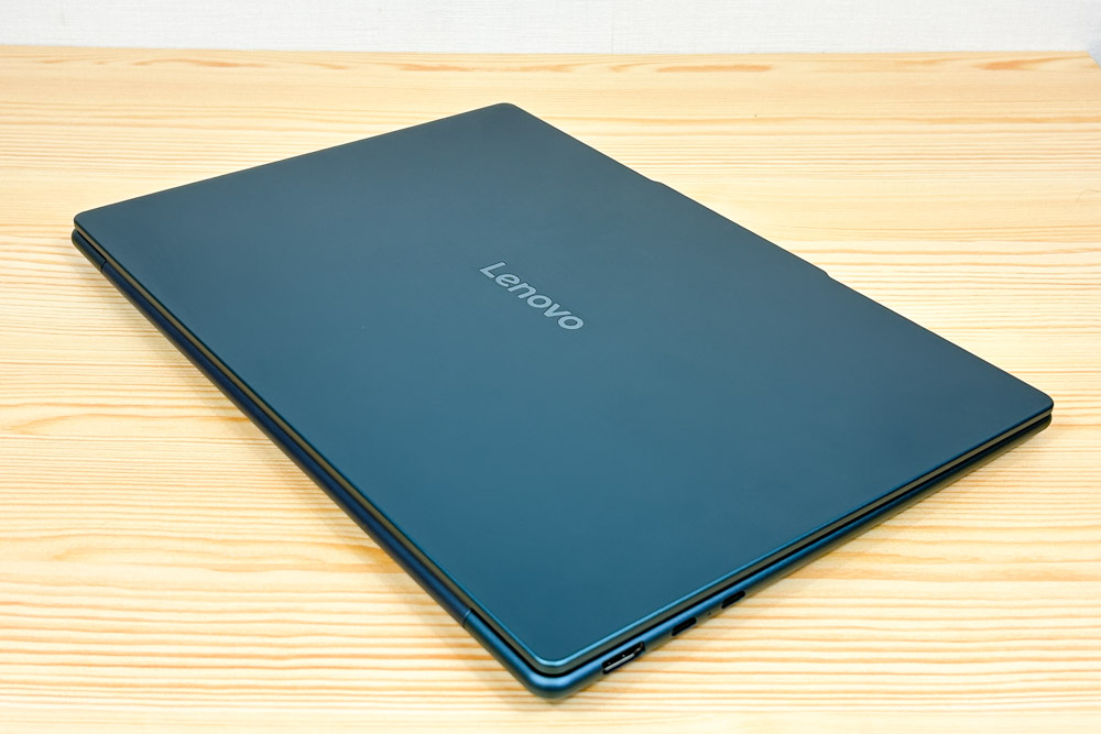 Lenovo Yoga Slim 7 Gen 10(14型 AMD) 背面