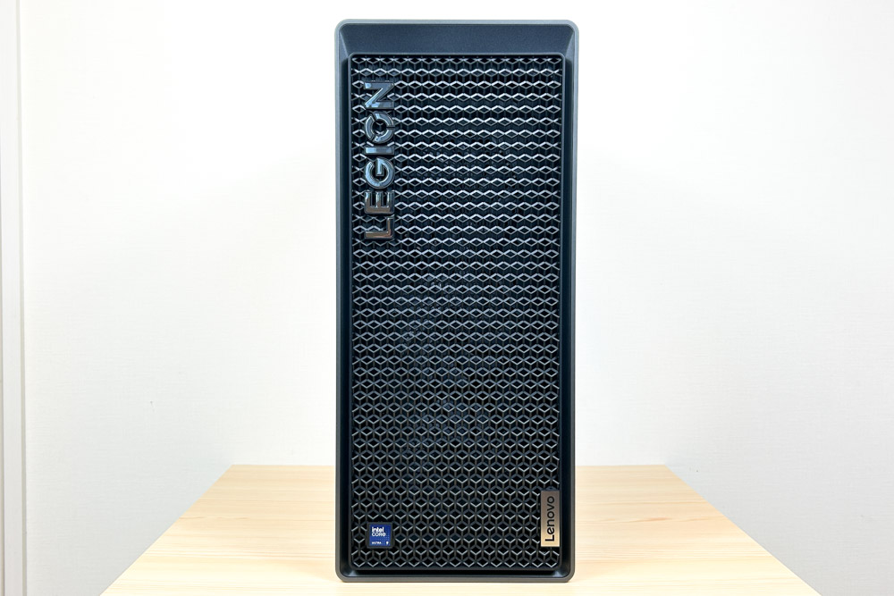 Lenovo Legion Tower 7 34IAS10 (Intel) 正面