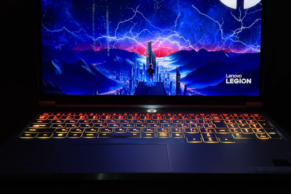 Lenovo Legion 7i Gen 10(16型 Intel)　ライティング対応キーボード