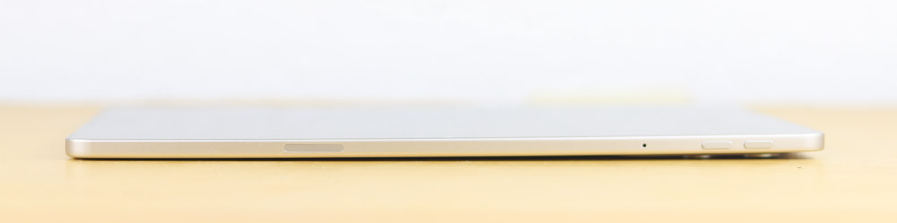 Lenovo Yoga Tab 上側面