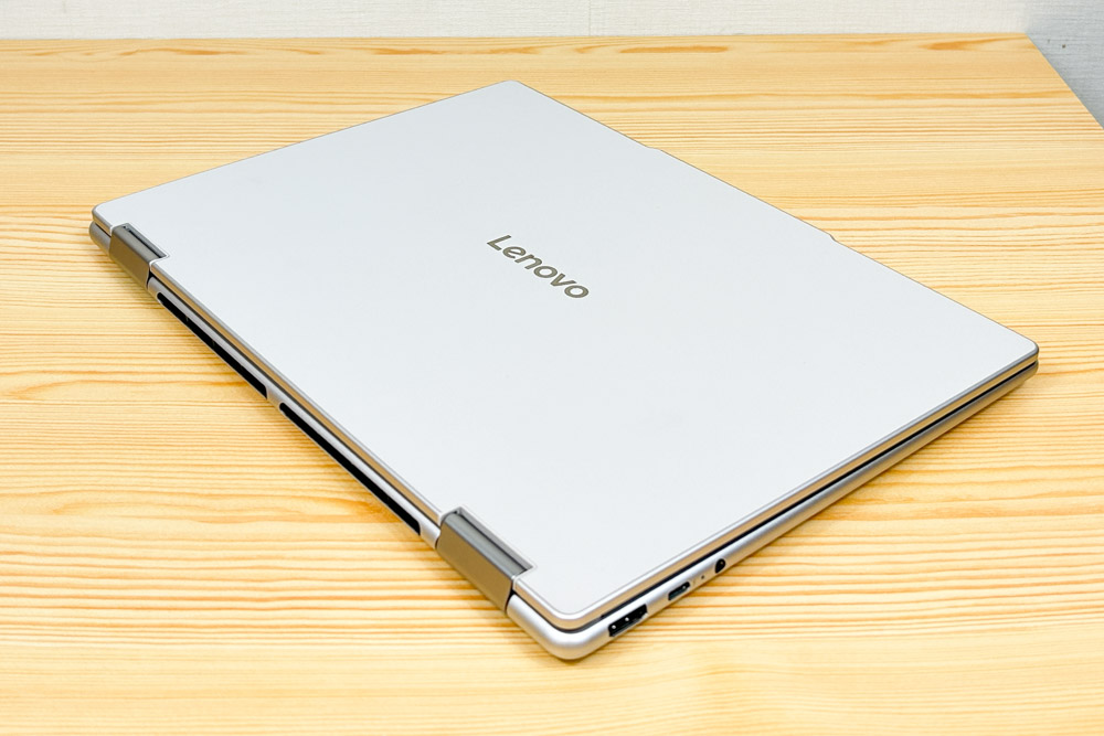Lenovo Yoga 7i 2-in-1 Gen 10(14型 Intel)　筐体